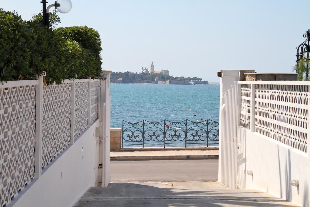 La Bella Trani - Suites And B&B Exteriör bild