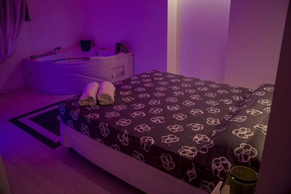 La Bella Trani - Suites And B&B Exteriör bild